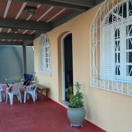Casa 5 Quartos, Ampla, A 100 Metros Da Praia. Amigos E Familia Sao Bem Vindos A Essa Casa. Venha Viver Momentos Inesqueciveis Aqui. グアラパリー エクステリア 写真