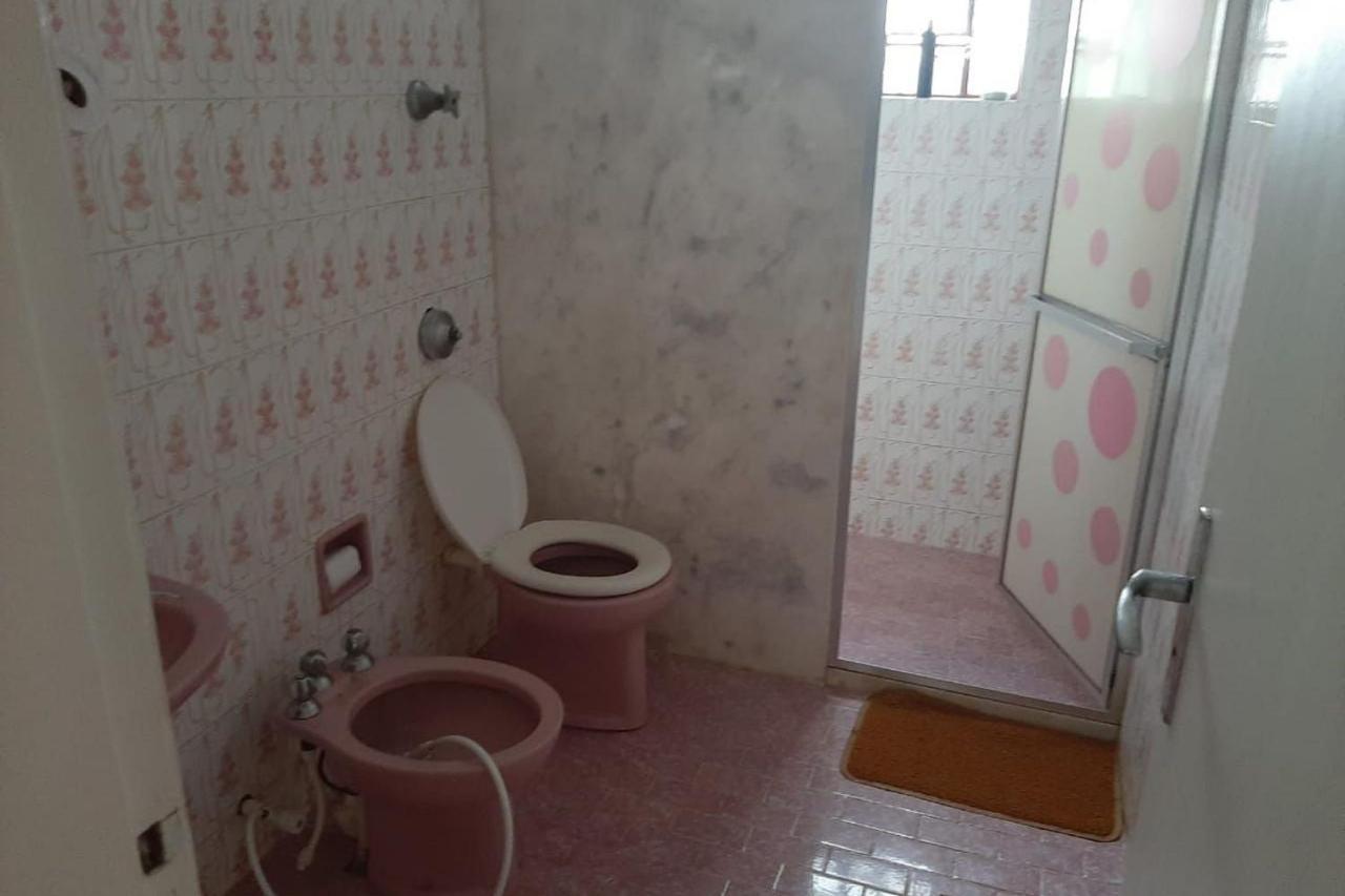 Casa 5 Quartos, Ampla, A 100 Metros Da Praia. Amigos E Familia Sao Bem Vindos A Essa Casa. Venha Viver Momentos Inesqueciveis Aqui. グアラパリー エクステリア 写真